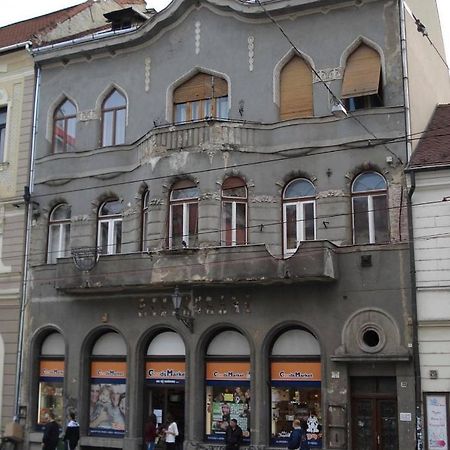 Апартаменты Belvarosi Apartman 2 Мишкольц Экстерьер фото