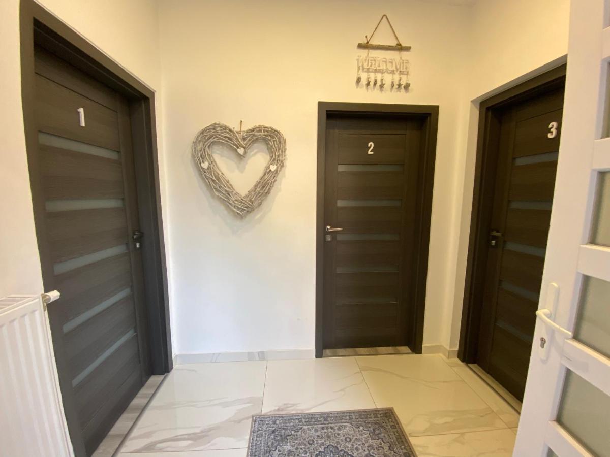 Апартаменты Belvarosi Apartman 2 Мишкольц Экстерьер фото