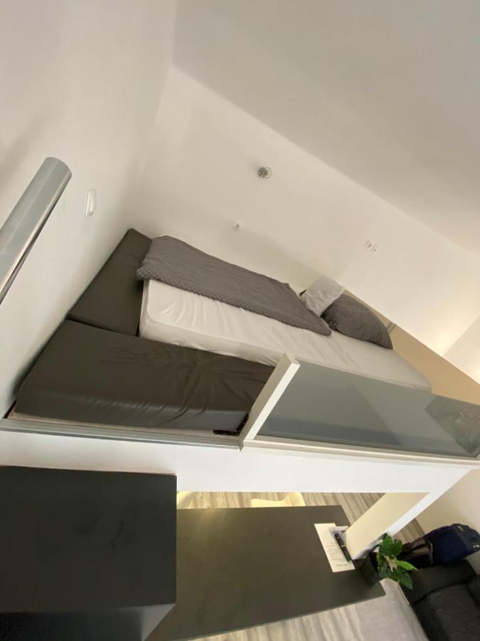 Апартаменты Belvarosi Apartman 2 Мишкольц Экстерьер фото